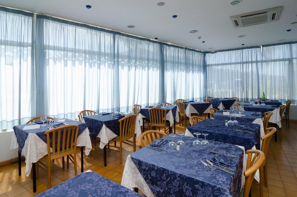 Hotel Flora Wellness & Beauty 伊斯基亚 外观 照片