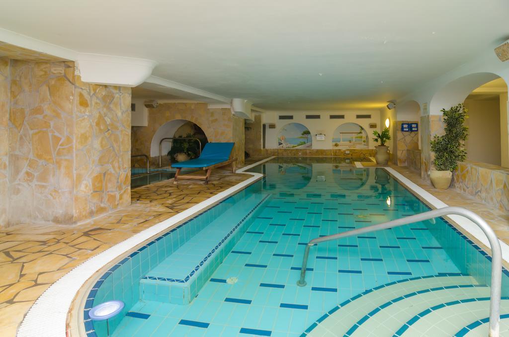 Hotel Flora Wellness & Beauty 伊斯基亚 外观 照片